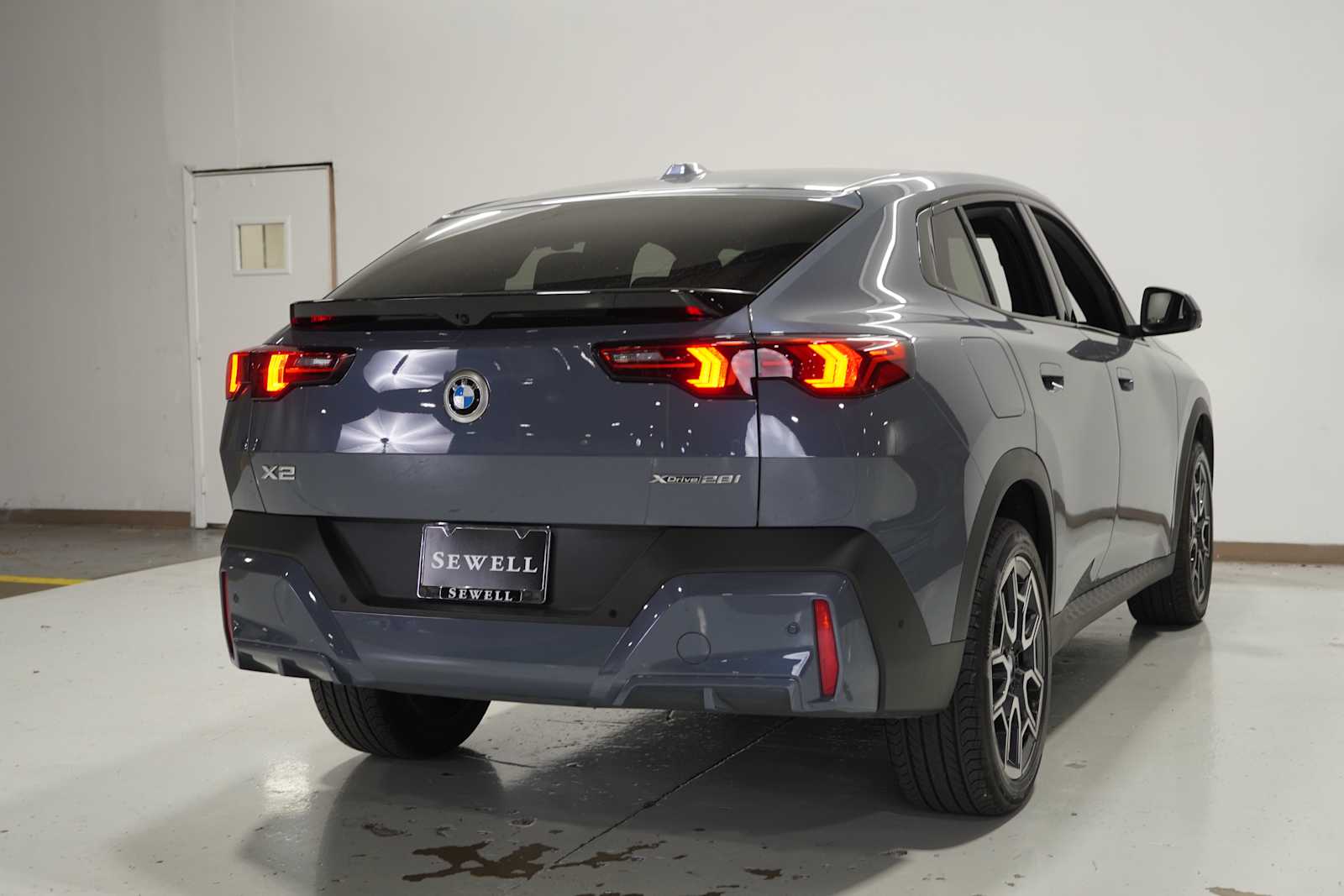 2025 Bmw X2 xDrive28i photo 4