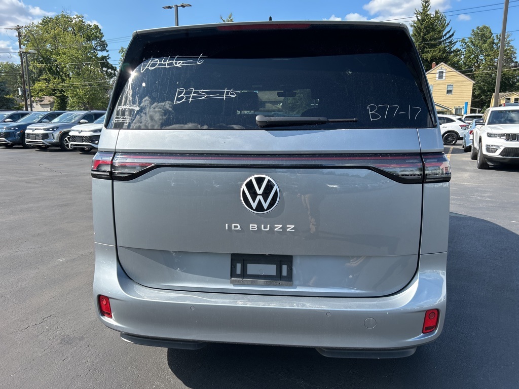 2025 Volkswagen ID. Buzz Pro S photo 4