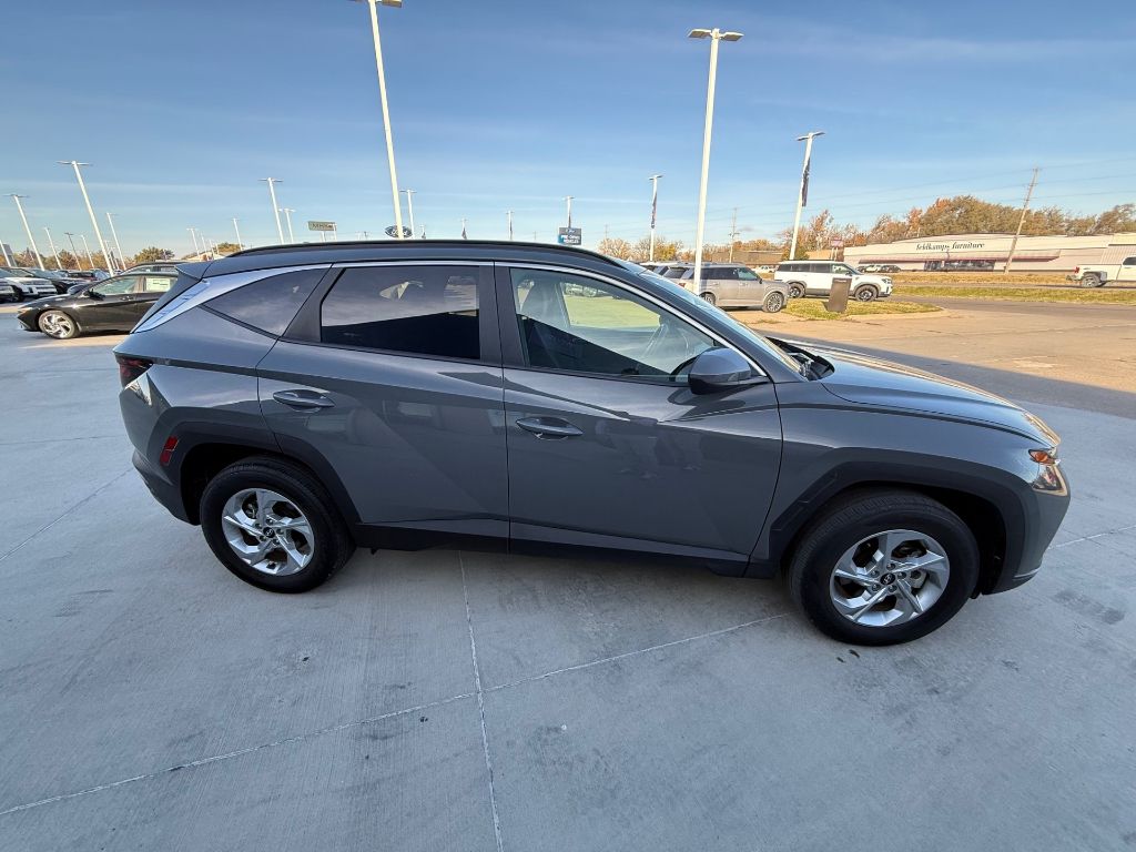 2024 Hyundai Tucson SEL photo 3