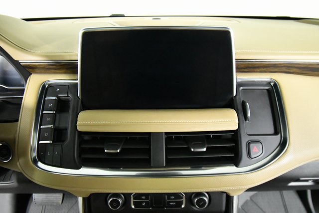 2023 Chevrolet Tahoe Premier photo 3