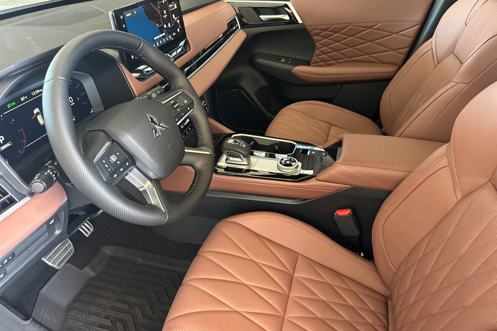 2025 Mitsubishi Outlander SEL photo 9