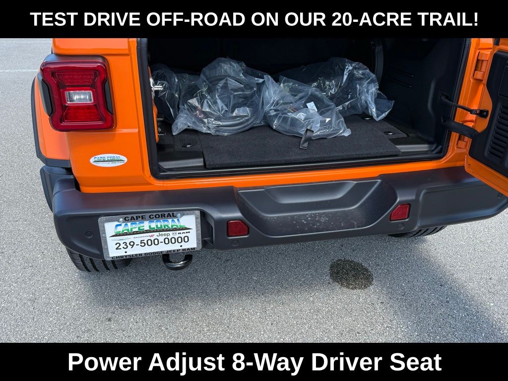 2025 Jeep Wrangler Sahara 4xe photo 31
