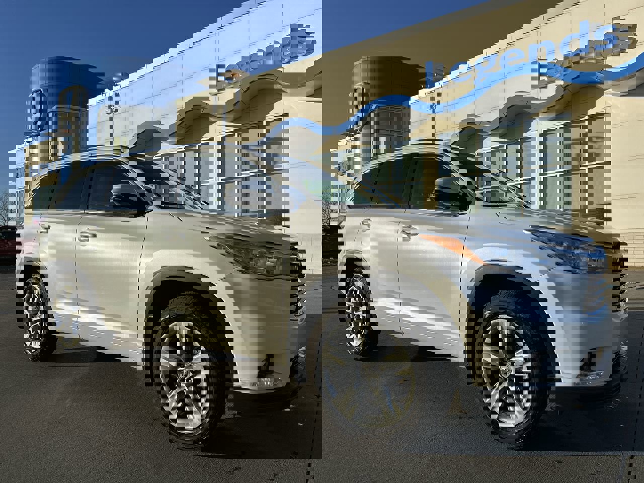 2015 Toyota Highlander Limited Platinum's photo