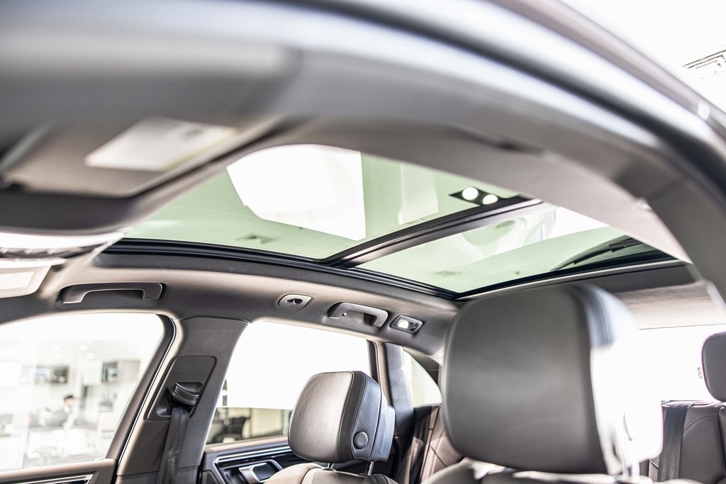 2022 PORSCHE MACAN - Image 18