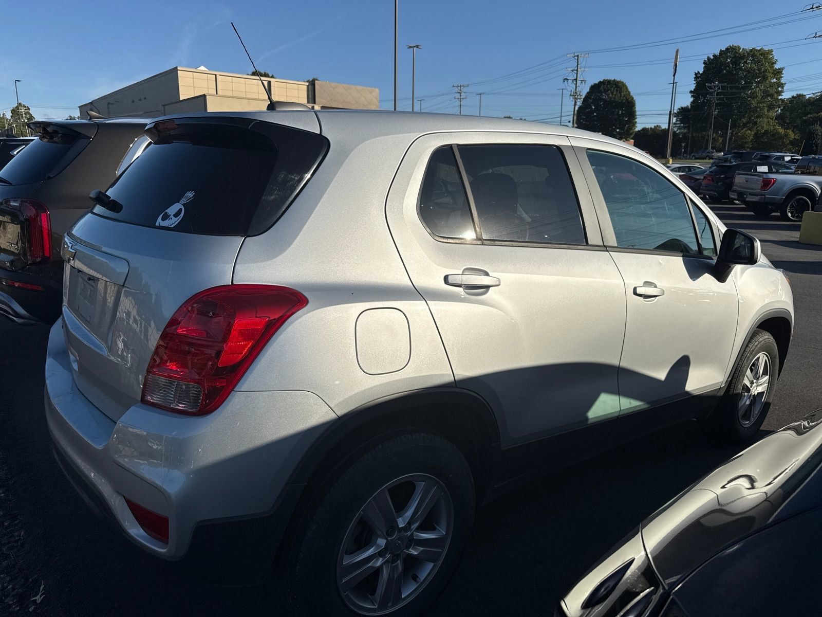 2020 Chevrolet Trax LS photo 4