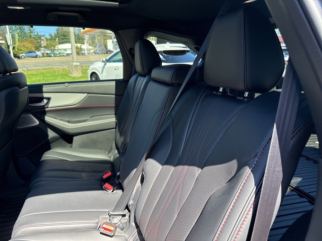 2025 Acura MDX SH-AWD A-Spec Advance photo 10