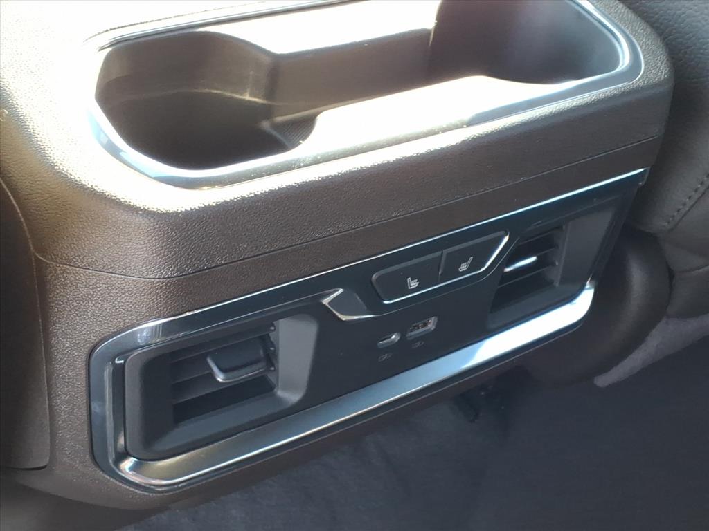 2026 Gmc Sierra Denali photo 4