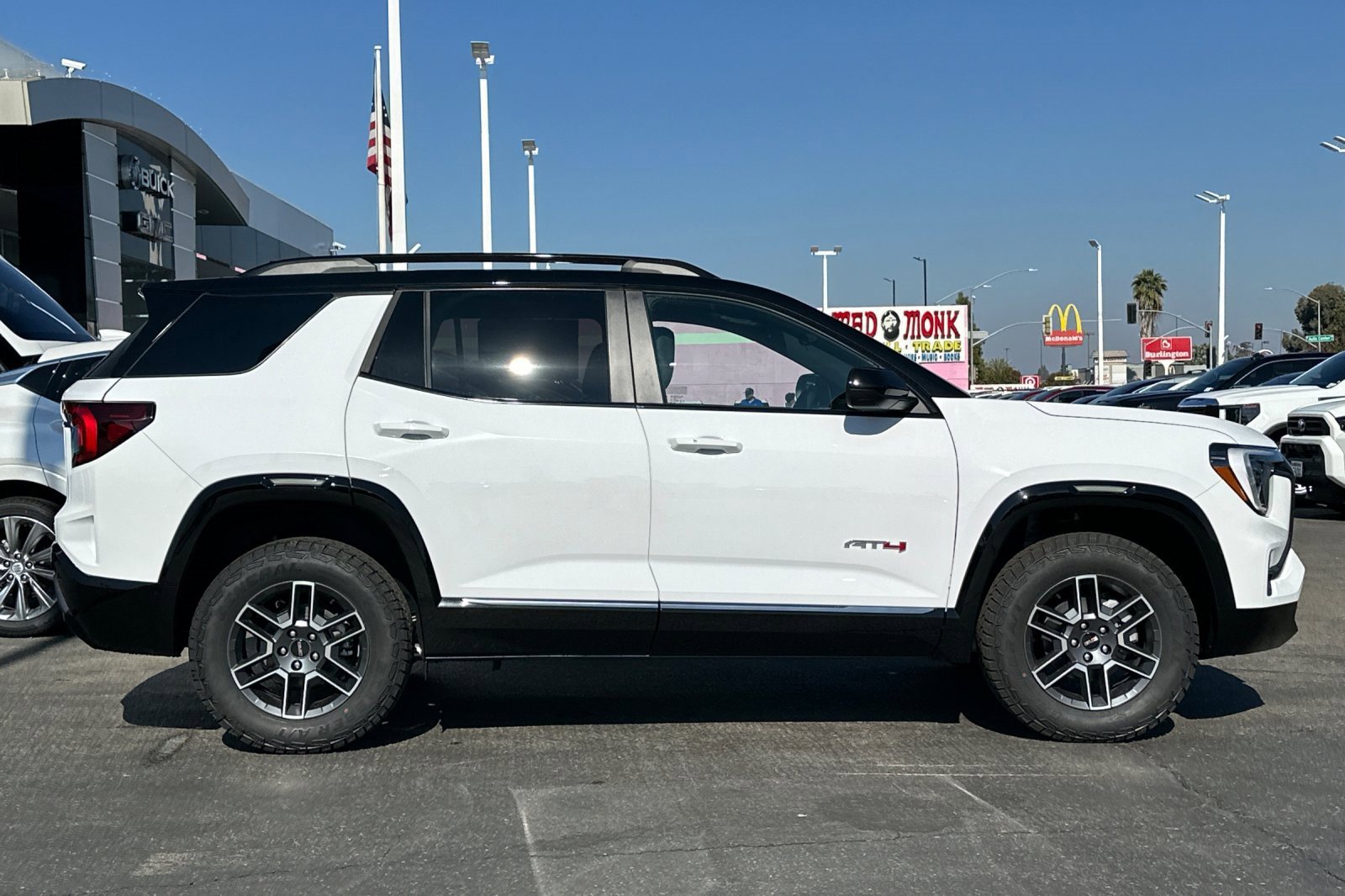 2026 Gmc Terrain AT4 photo 4