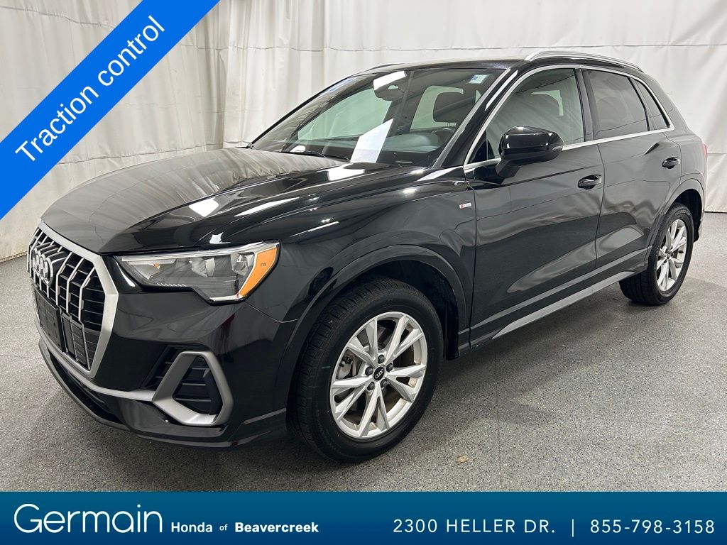 2022 Audi Q3 Premium S line photo 3