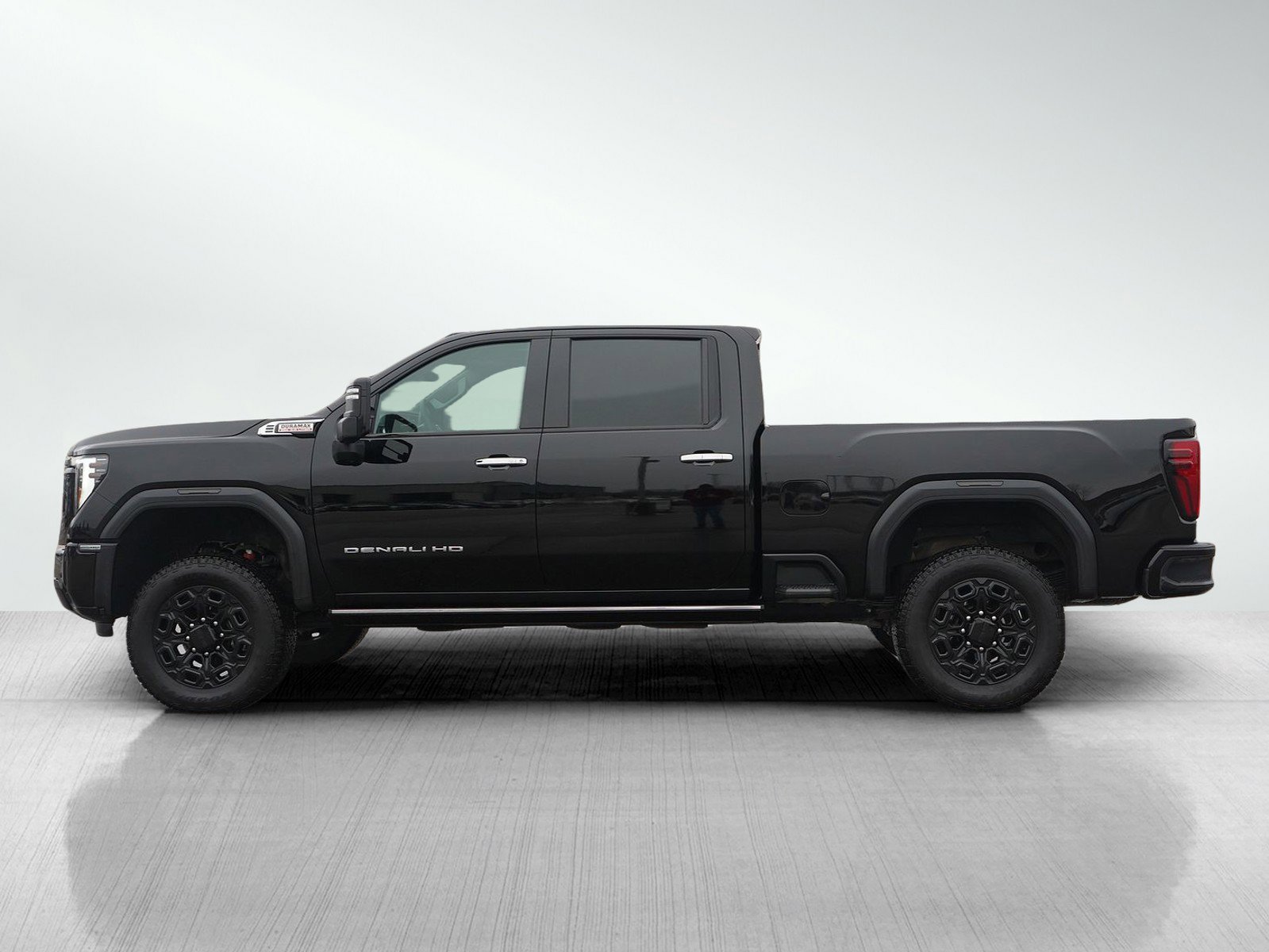 Used 2025 GMC Sierra 2500HD Denali with VIN 1GT4UREY8SF281201 for sale in Bloomington, Minnesota