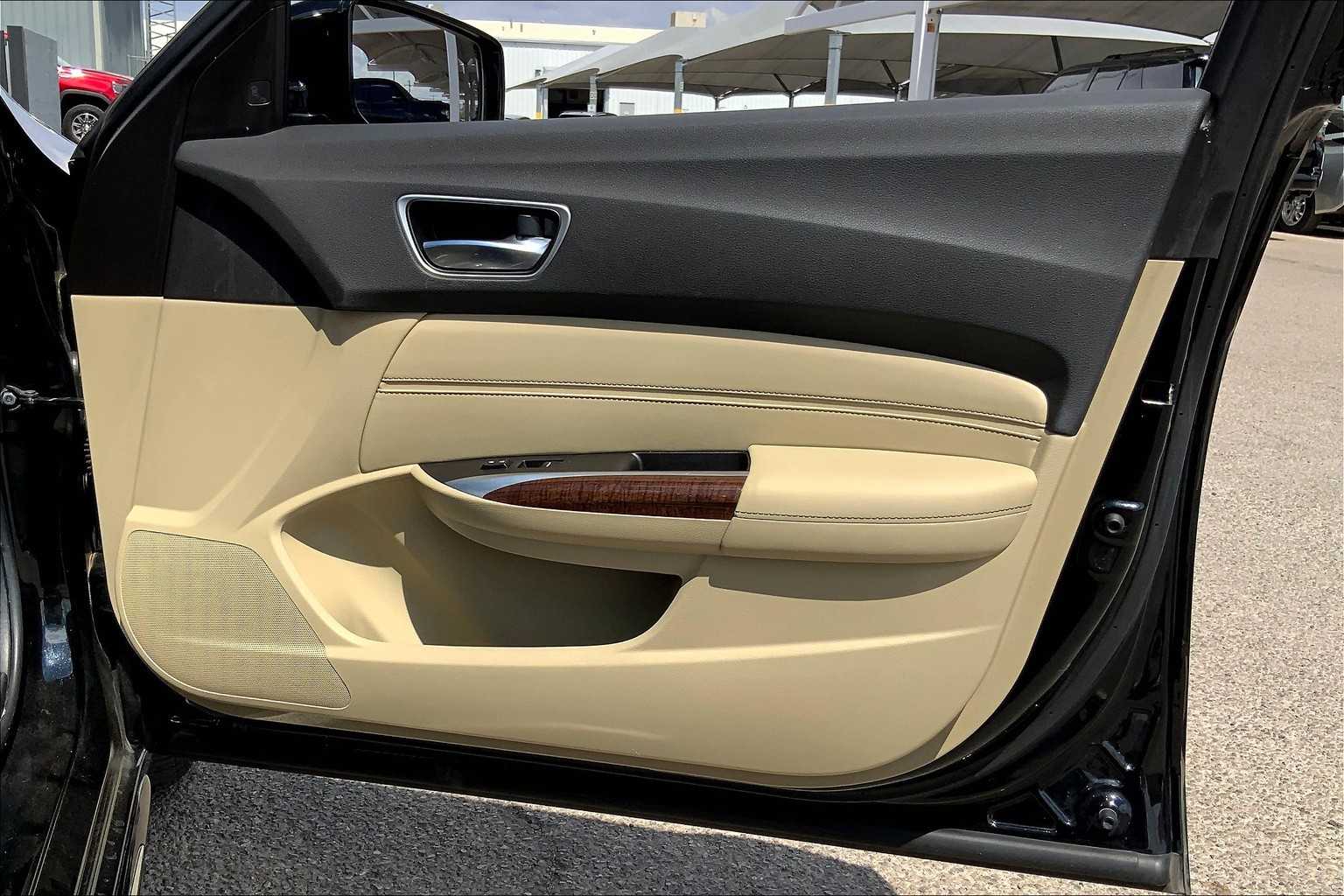 2020 Acura TLX Technology photo 21