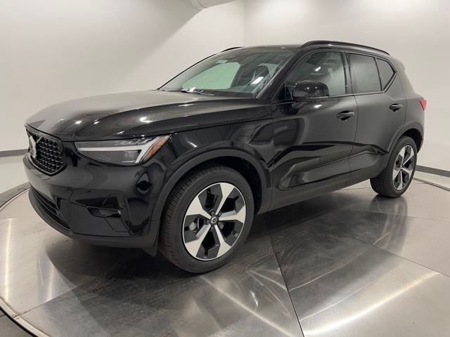 2026 Volvo XC40 Plus