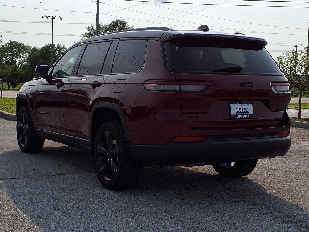 2025 Jeep Grand Cherokee Altitude X photo 4
