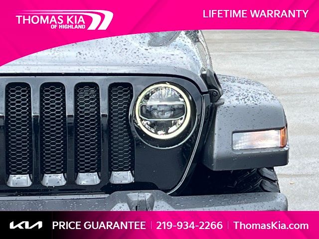2022 Jeep Wrangler Unlimited Willys photo 12
