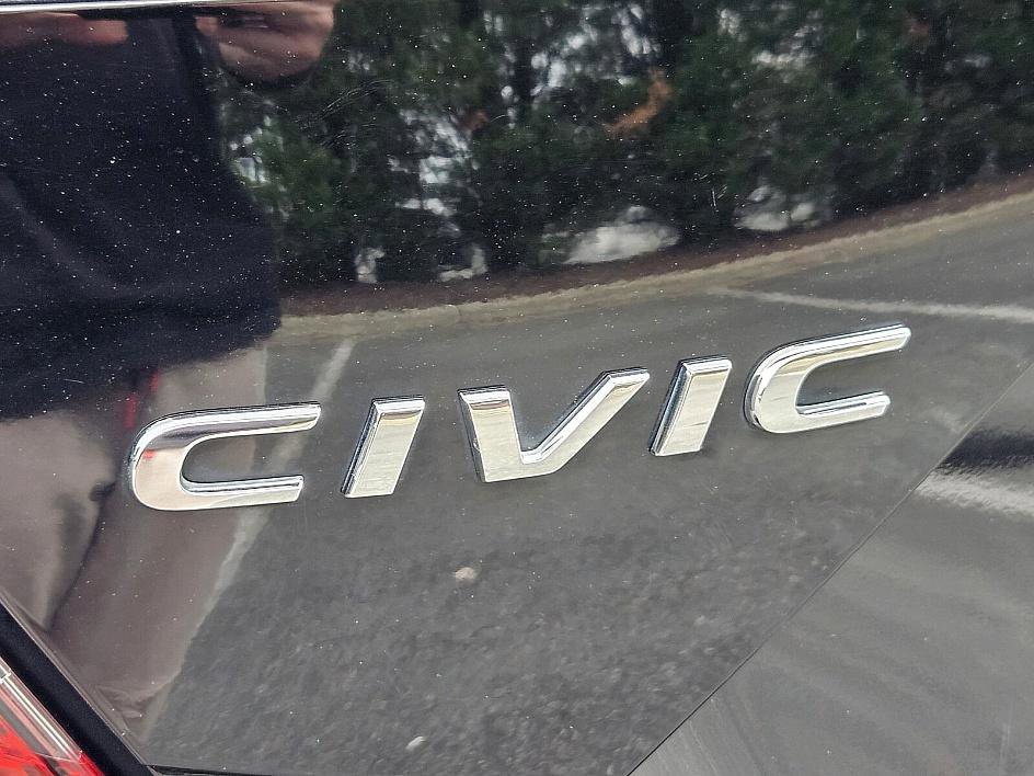 2016 Honda Civic Touring photo 12