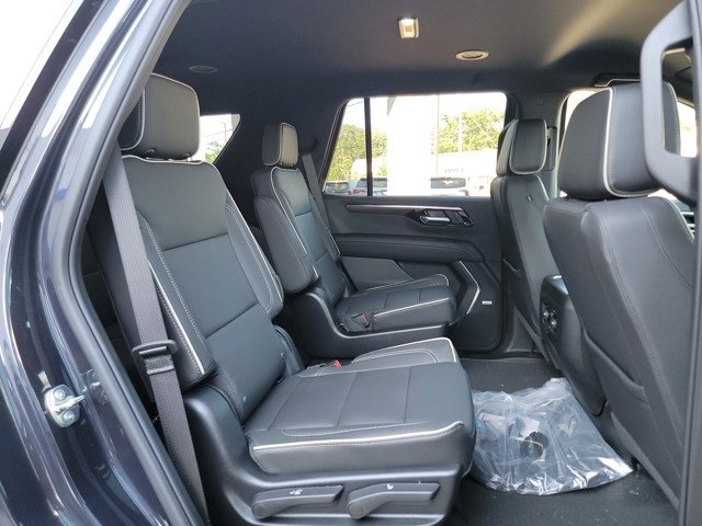 2025 Chevrolet Tahoe Premier photo 16