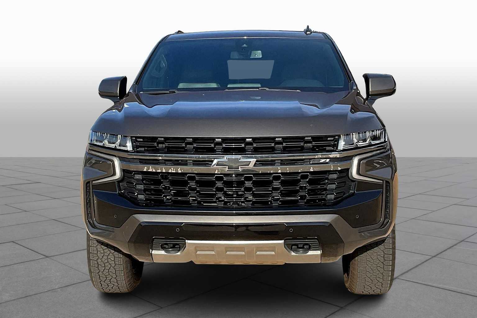 2021 Chevrolet Tahoe Z71 photo 2