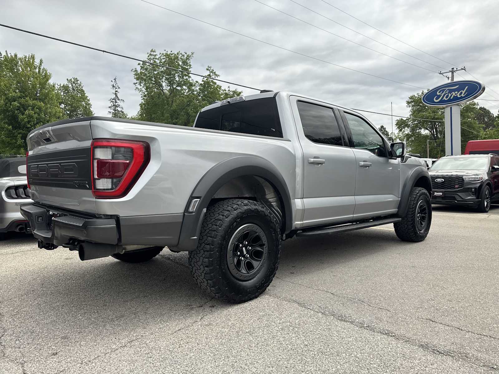 2023 Ford F-150 Raptor photo 5