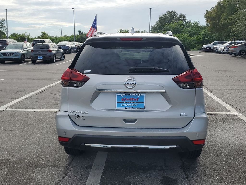 2019 Nissan Rogue SL photo 12