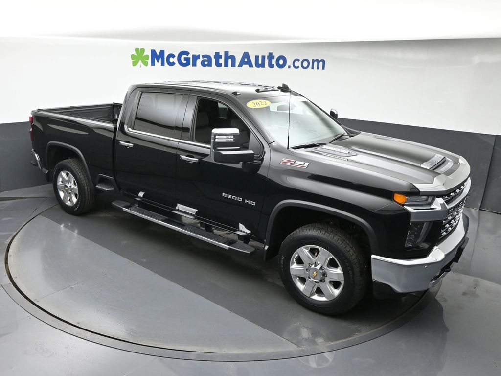 2022 Chevrolet Silverado 2500HD LTZ photo 2