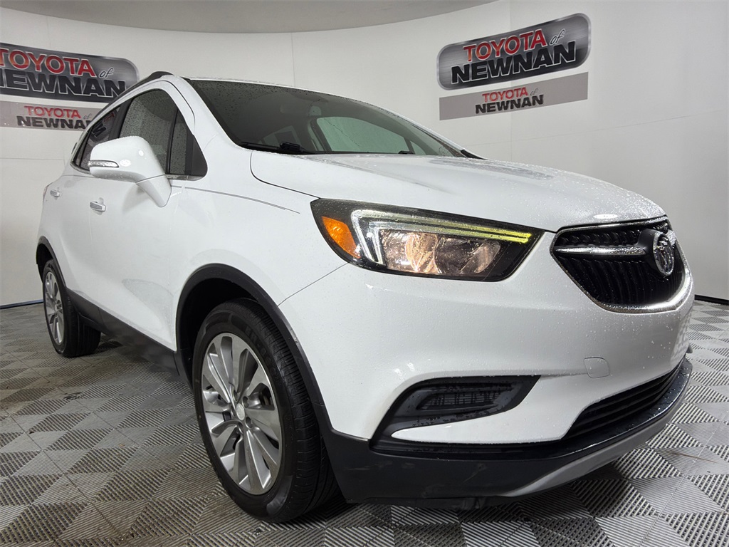2018 Buick Encore Preferred's photo