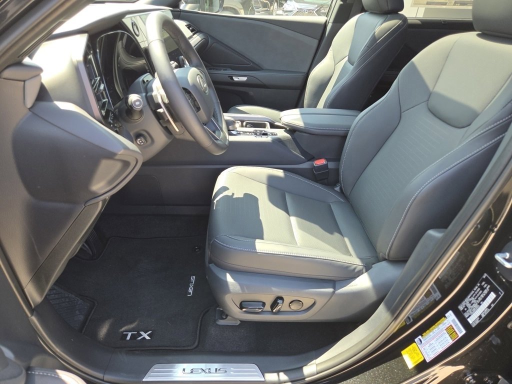 2025 Lexus TX 350 Premium photo 3