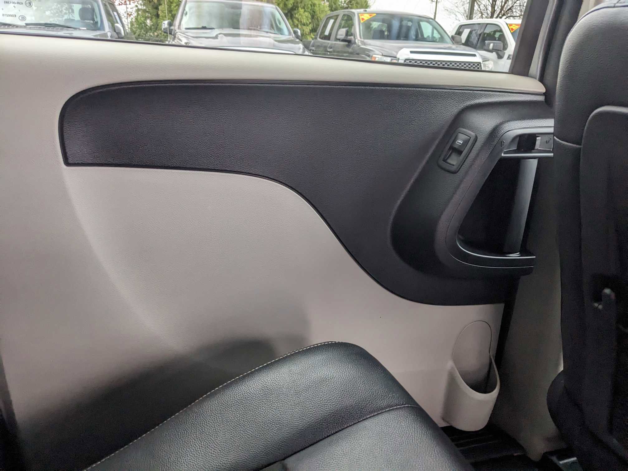 PreOwned 2019 Dodge Grand Caravan SXT Minivan, Passenger in Goldsboro