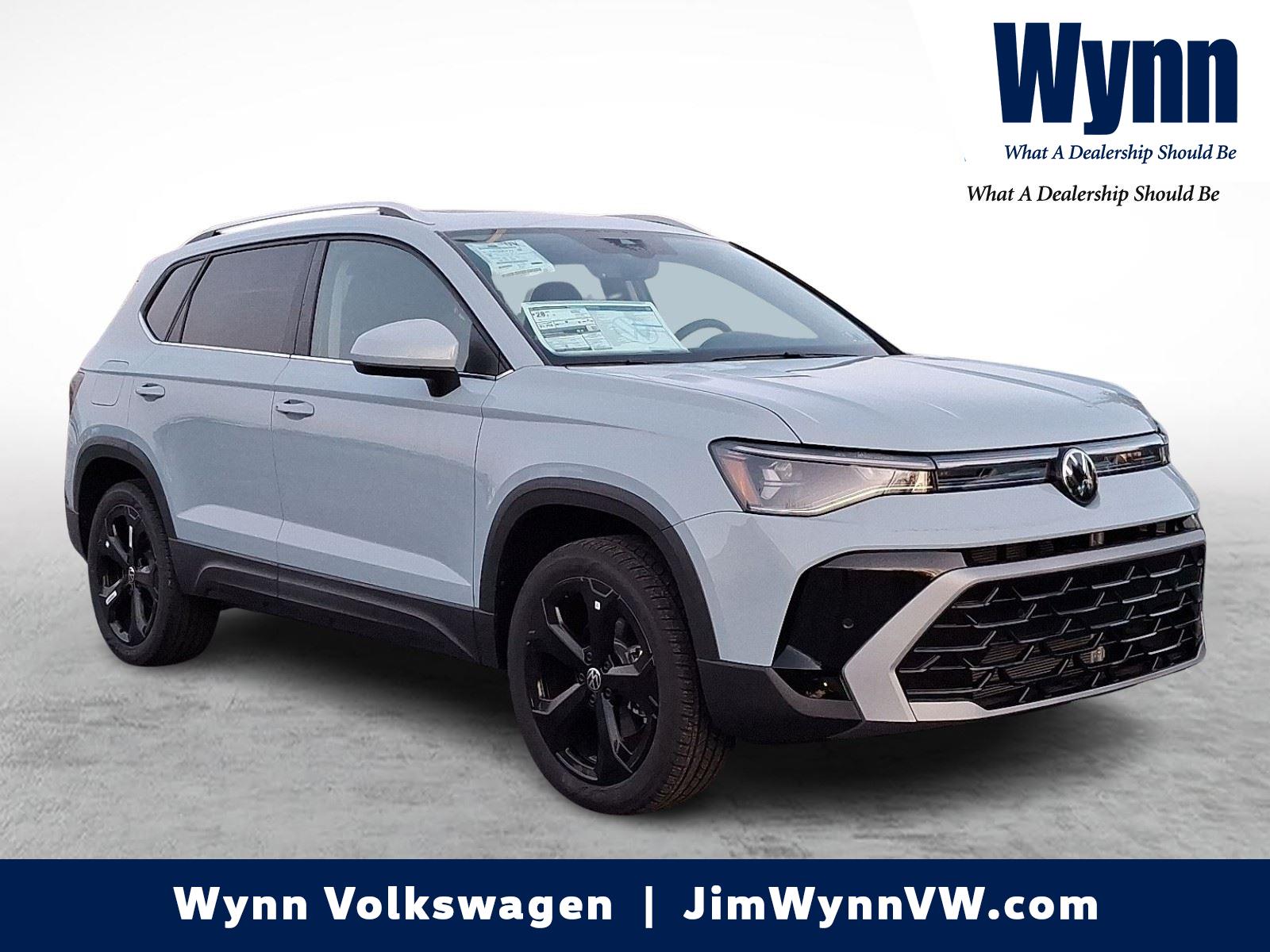 2026 Volkswagen Taos SEL's photo