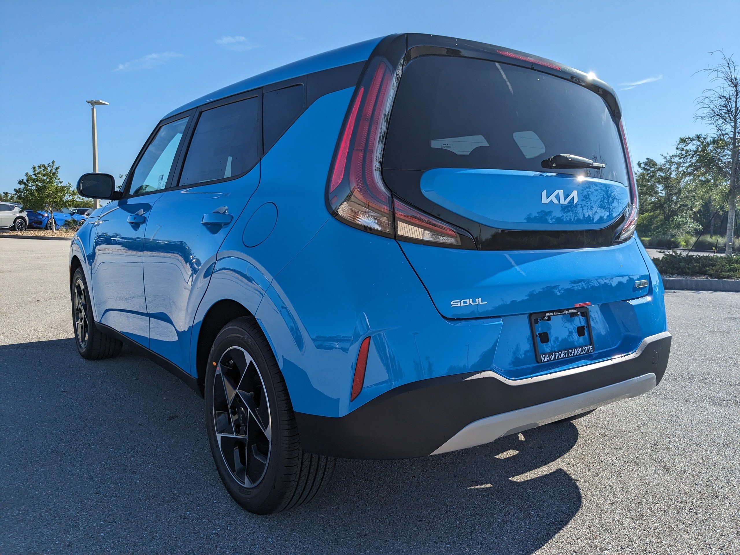 2025 Kia Soul EX photo 7