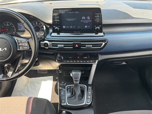 2023 Kia Seltos S photo 23