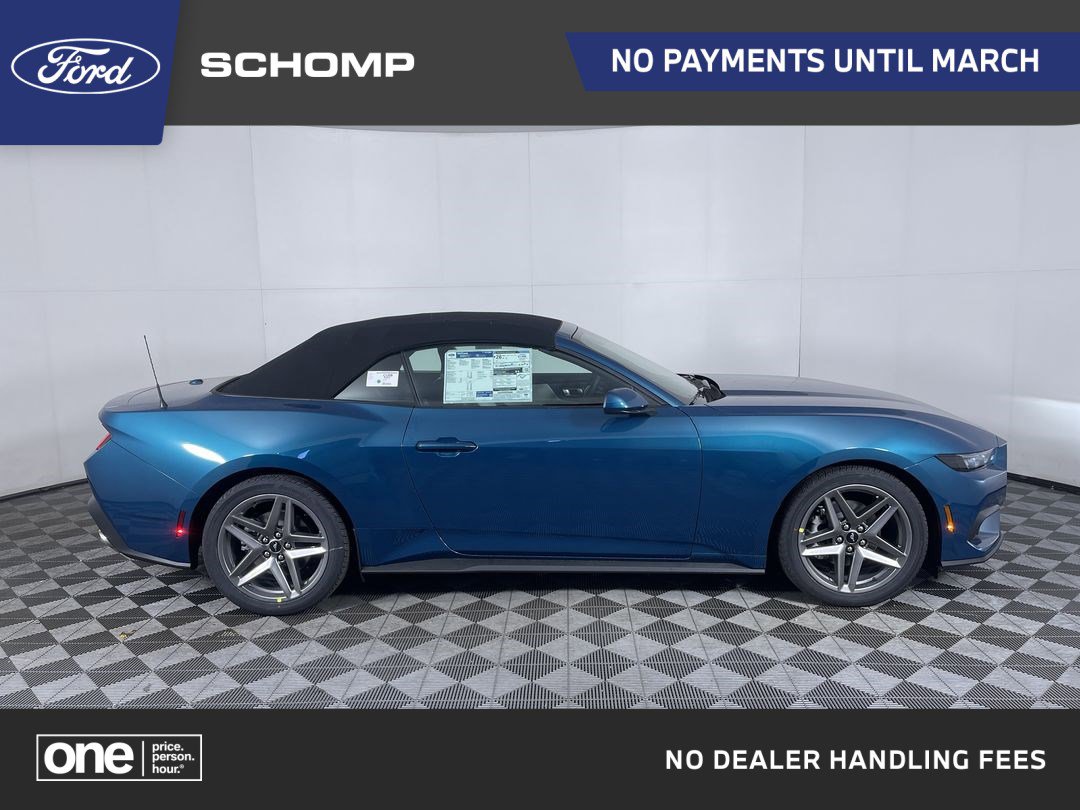 2026 Ford Mustang EcoBoost Premium's photo