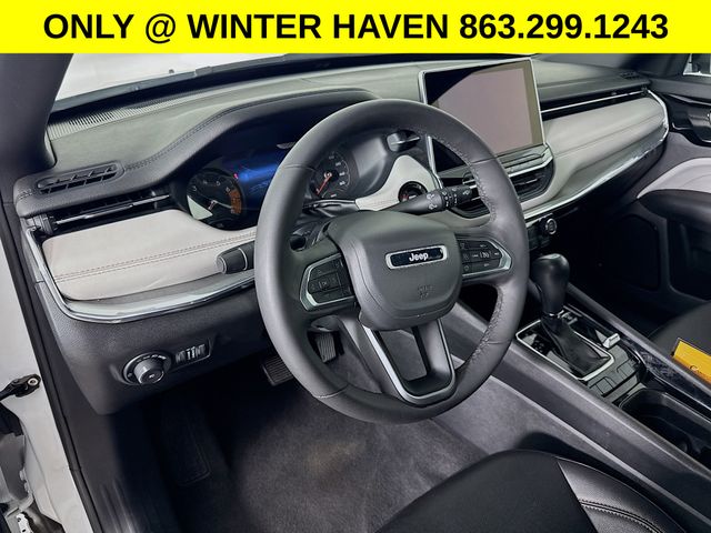 2024 Jeep Compass Limited photo 9