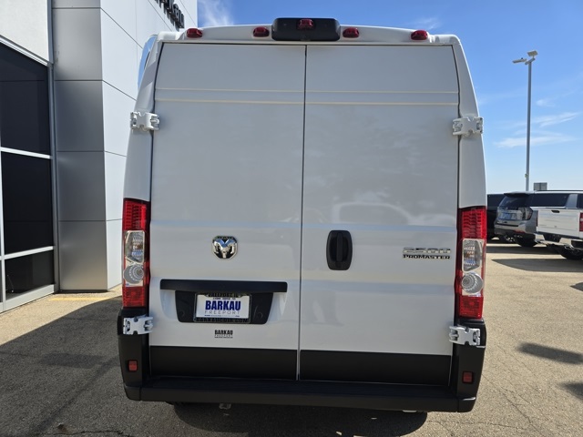 2025 Ram ProMaster 2500 photo 6