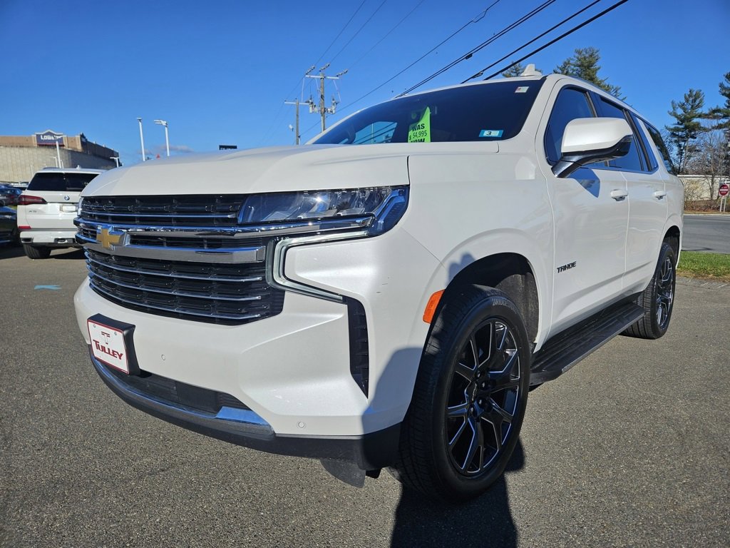 2023 Chevrolet Tahoe LT photo 2