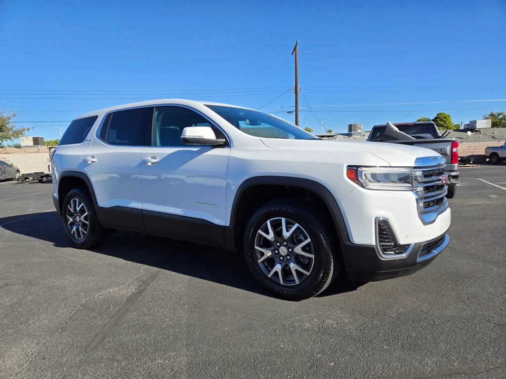 2023 GMC Acadia SLE's photo