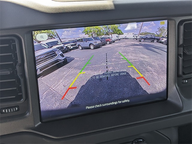 2025 Ford Bronco Base photo 15