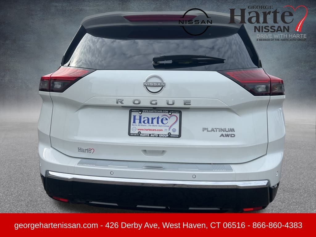 2026 Nissan Rogue Platinum photo 4