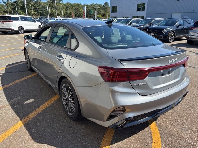2023 Kia Forte GT-Line photo 3