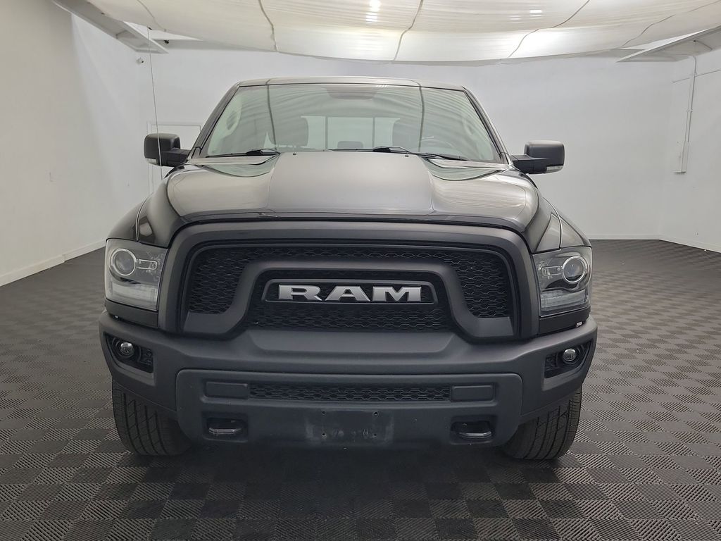 2020 Ram 1500 Classic SLT photo 4