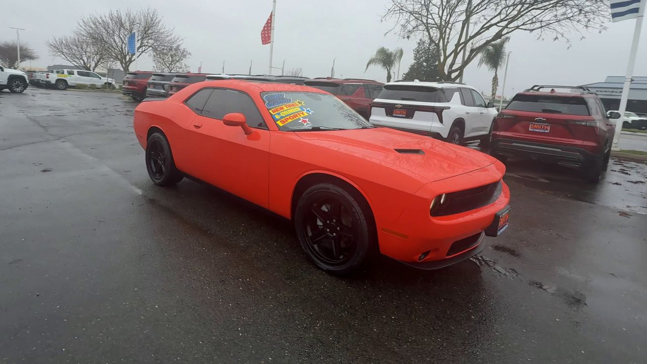 2021 Dodge Challenger SXT's photo