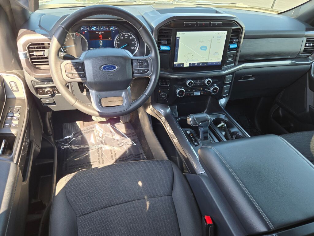 2023 Ford F-150 XLT photo 18
