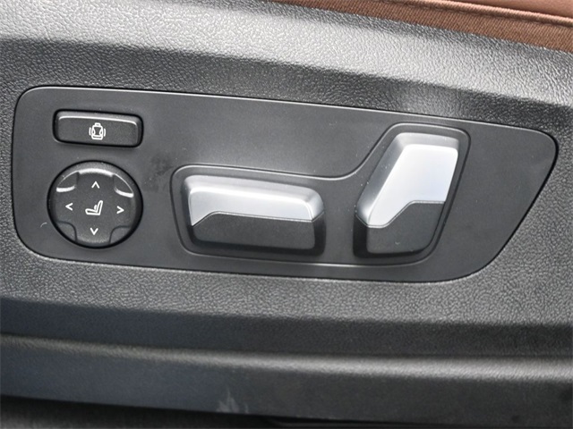 2026 Bmw X5 xDrive50e photo 13