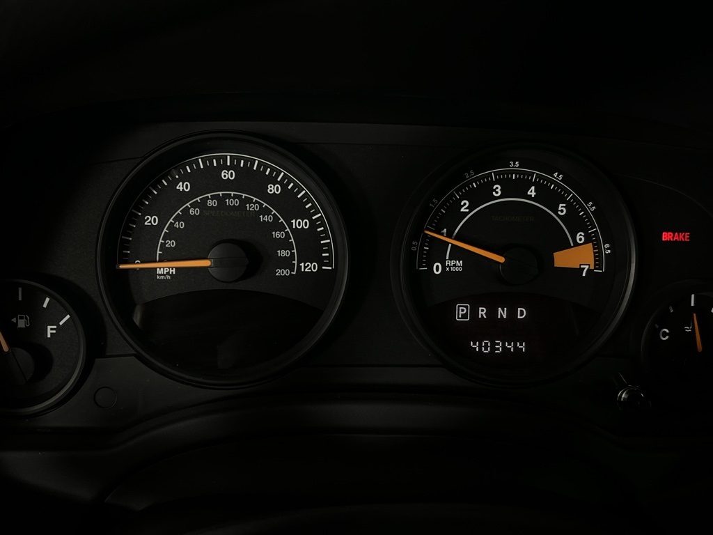 2014 Jeep Compass Sport photo 13
