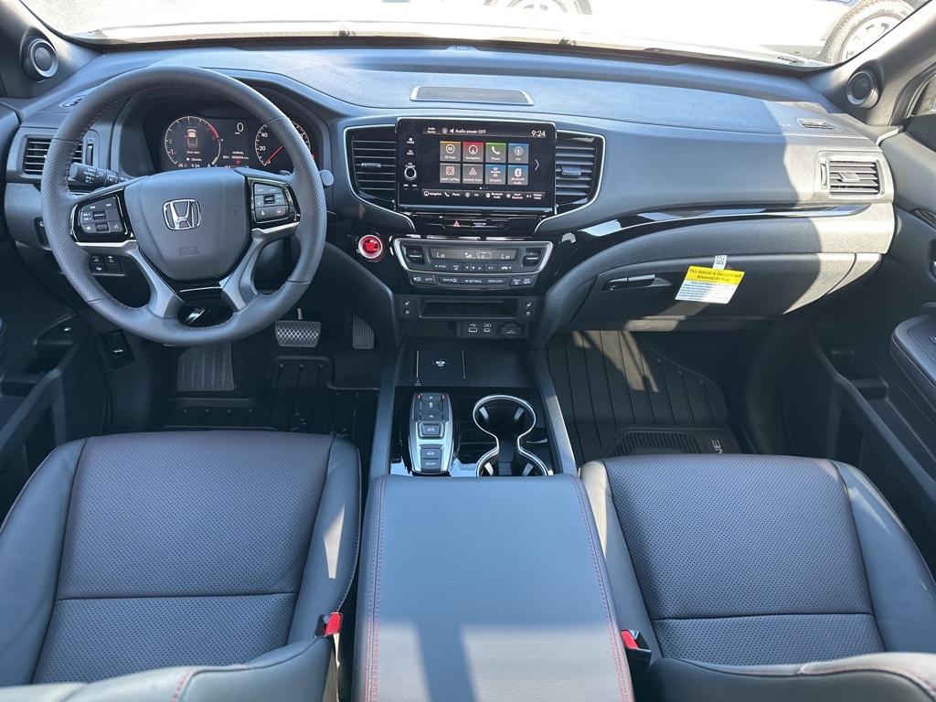 2025 Honda Ridgeline Black Edition photo 17