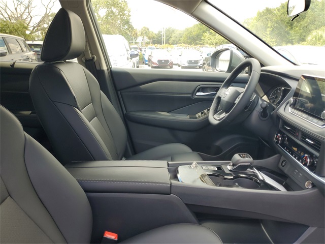 2026 Nissan Rogue SV photo 31