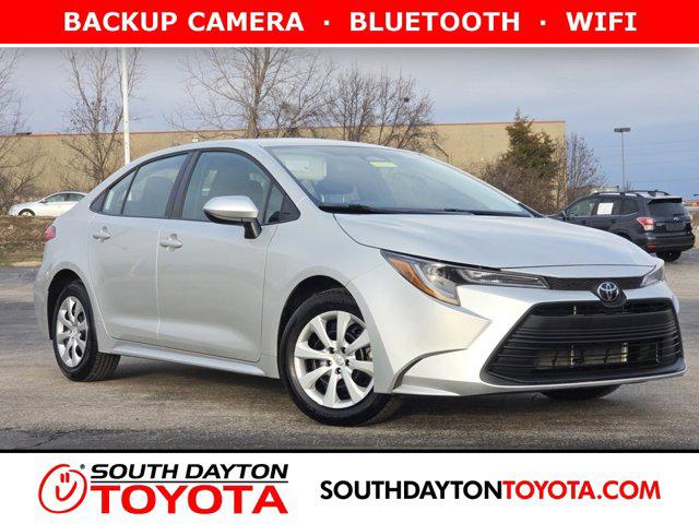 2025 Toyota Corolla LE's photo