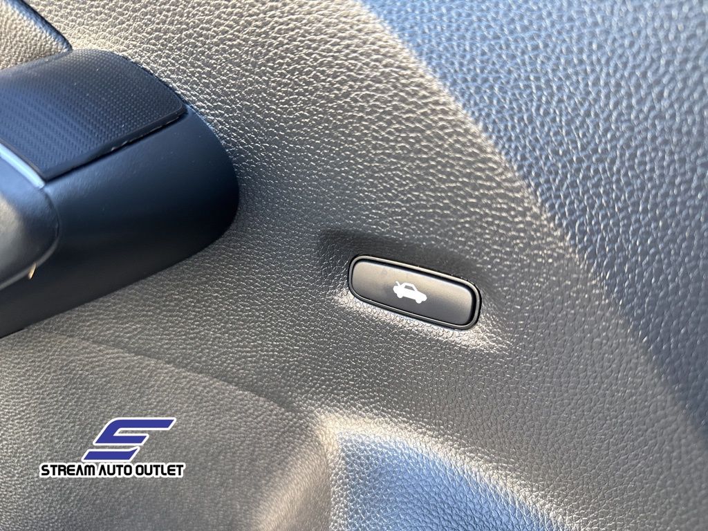 2023 Honda Civic Touring photo 26