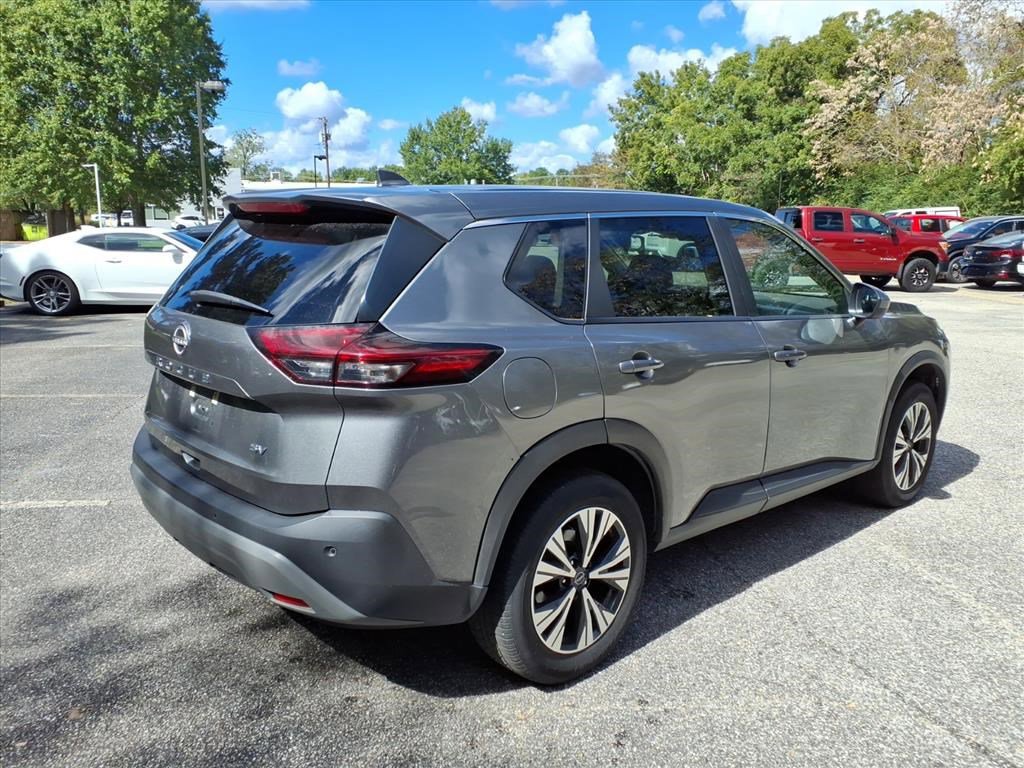 2023 Nissan Rogue SV photo 3