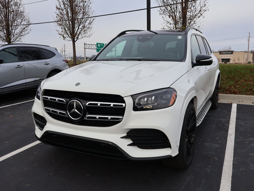 2021 Mercedes-Benz GLS GLS580's photo