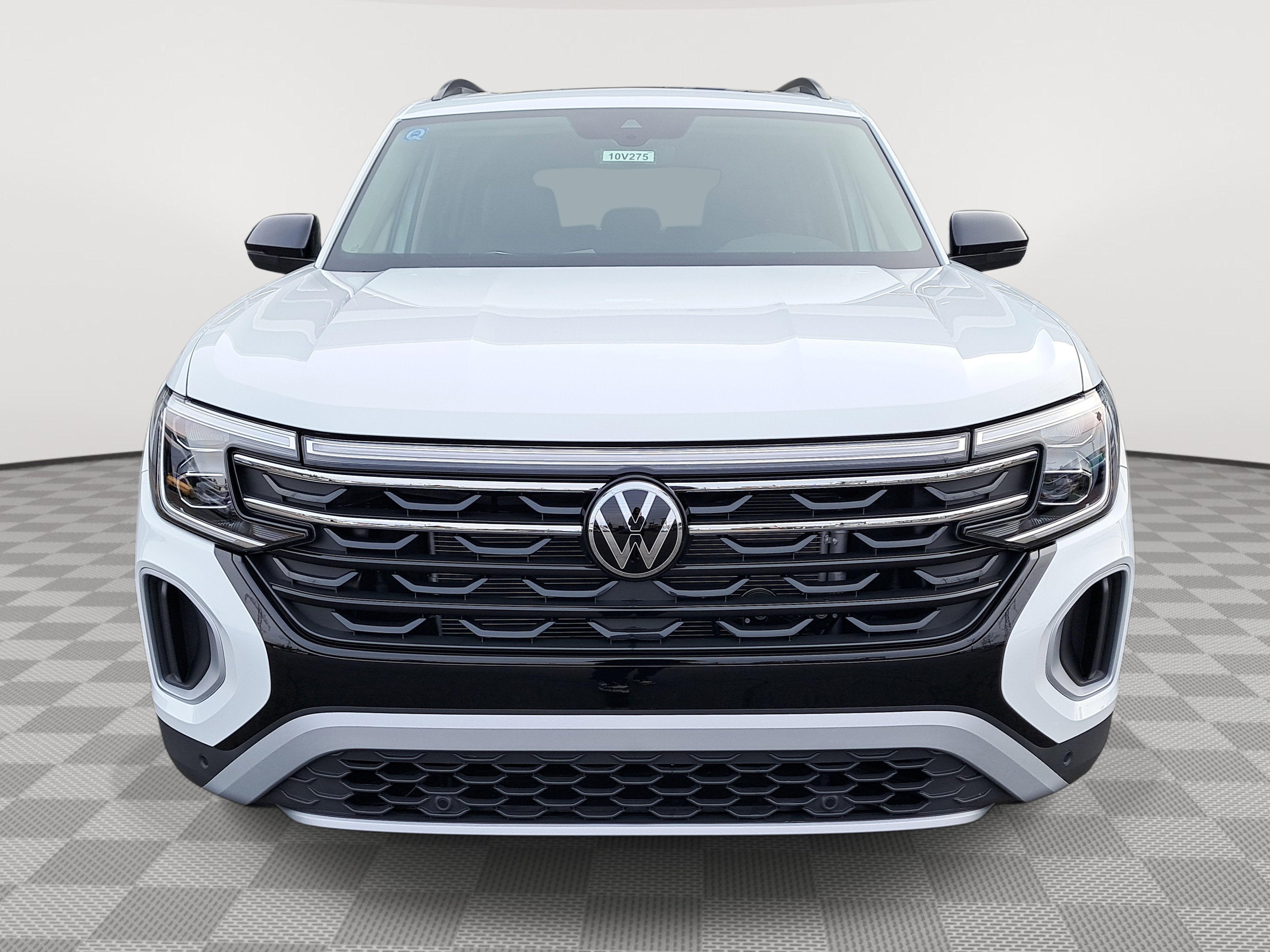 2025 Volkswagen Atlas Peak Edition SE photo 2